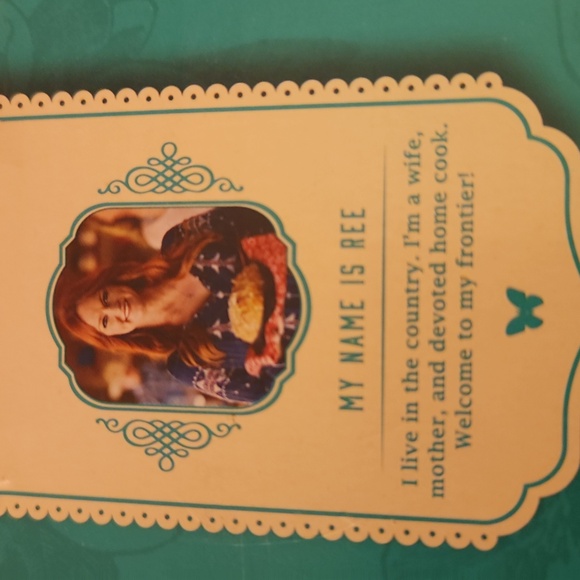 Pioneer woman mingling board set - Picture 4 of 5